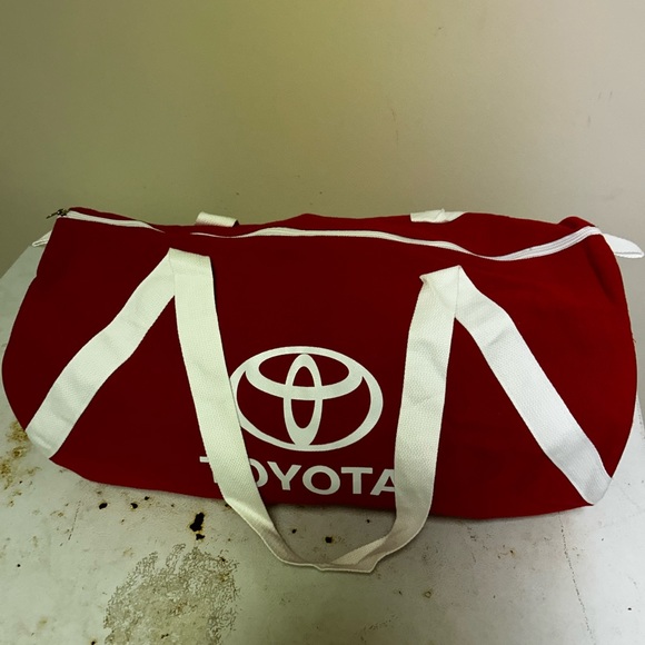 Toyota Duffle Bag - Picture 1 of 2
